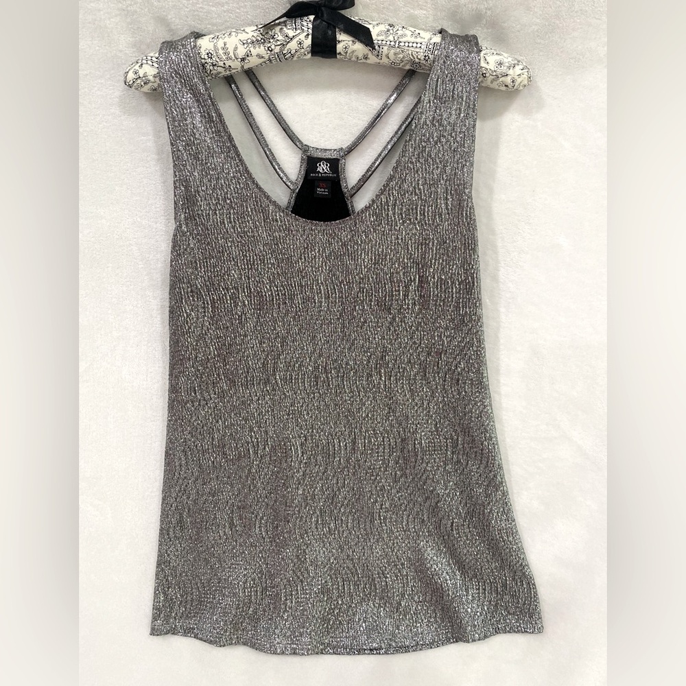 Rock & Republic Women’s Silver Shimmery Metallic Silver Strappy Racerback Top,XS